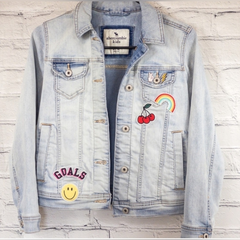 Abercrombie Kids Girls Denim Patched Jacket In Light Wash Size 9 / 10